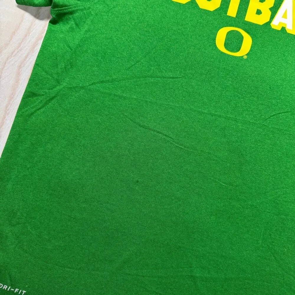 Nike Dri-Fit Oregon Ducks Green Football T-Shirts Boys Youth XL Lot of 2